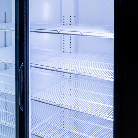 Witryna chłodnicza z drzwiami przesuwnymi 1048L Mega-M RICO i133oświetlenie LED podświetlany górny plafon reklamowy