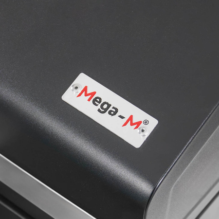 Grill ogrodowy węglowy z pokrywą Mega-M 1x stolik boczny 56x42 cm czarny