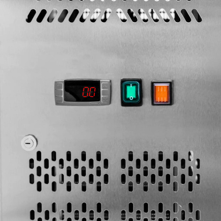 Stół mroźniczy 3-drzwiowy Mega-M STMR/VCH/178/70/R290/R/N