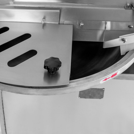 Kuter masarski gastronomiczny ze stali nierdzewnej Mega-M 25 L 300 kg/h 2200-2800 W