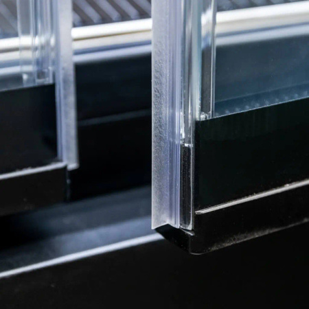 Regał chłodniczy Mega-M HUGO PLUS IC L-256 cm agregat wewnętrzny