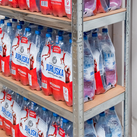 Regał magazynowy Mega-M BASIC H-180 cm L-90 cm G-40 cm 5 półek z MDF 4 mm 175 kg ocynk