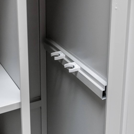 Szafa gospodarcza socjalna Mega-M 1-drzwiowa z półkami S-50 cm szara